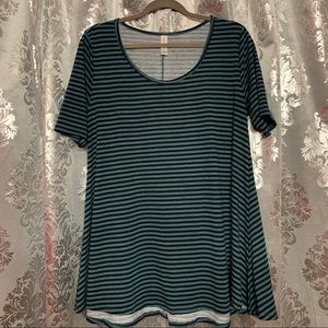 Lularoe MEDIUM perfect tee